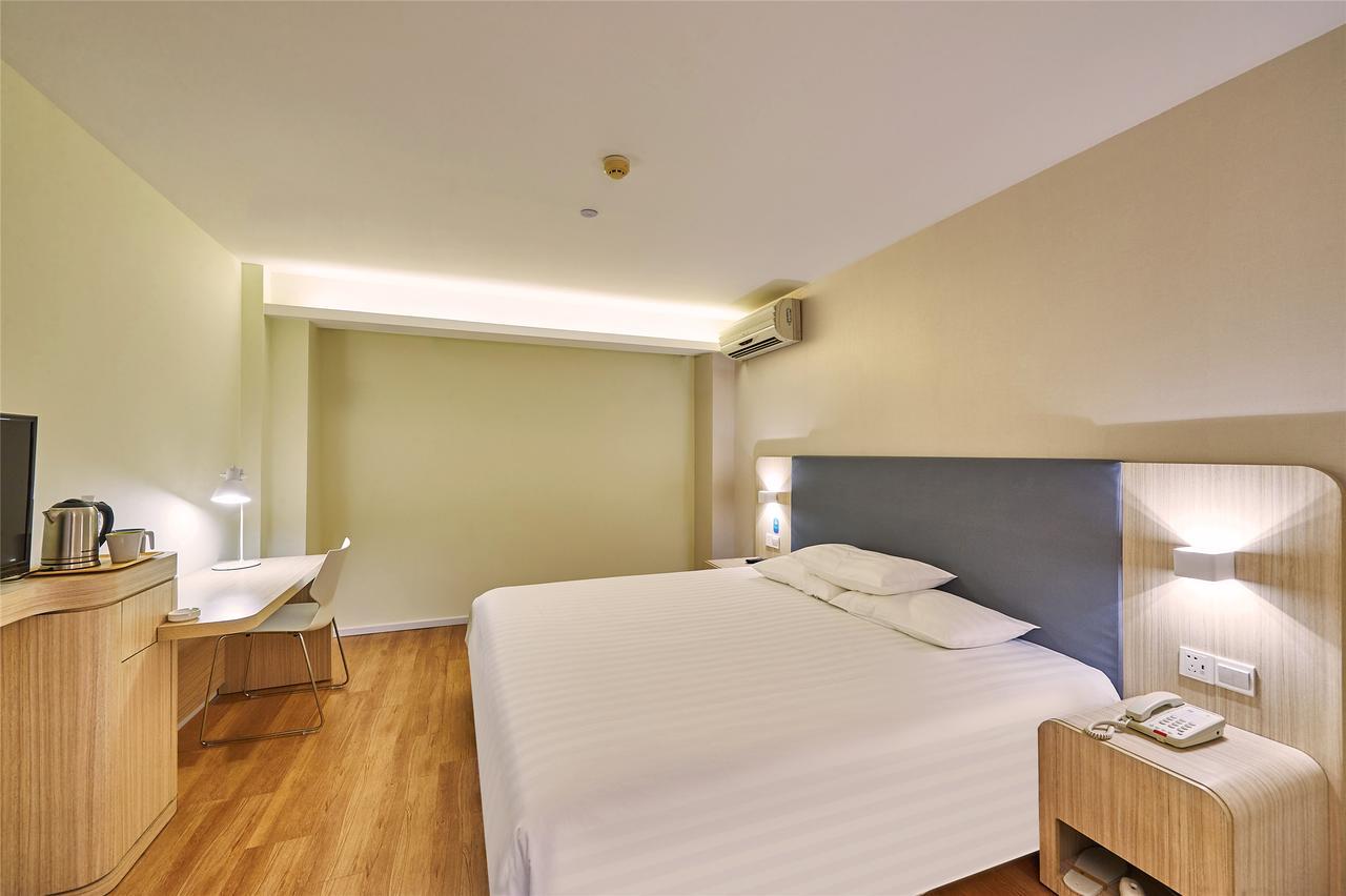 Hanting Hotel Shanghai Pudong Airport Zhuqiao Exterior foto