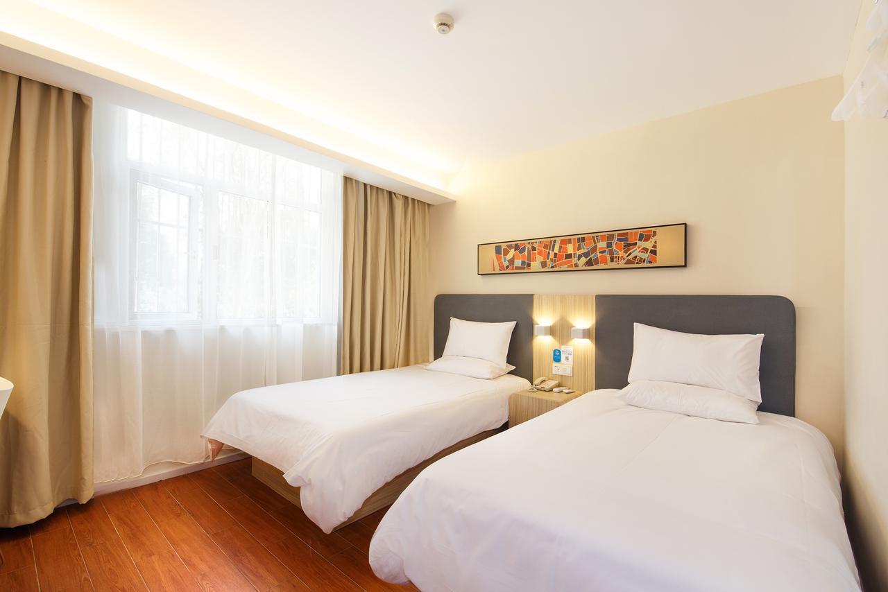 Hanting Hotel Shanghai Pudong Airport Zhuqiao Exterior foto