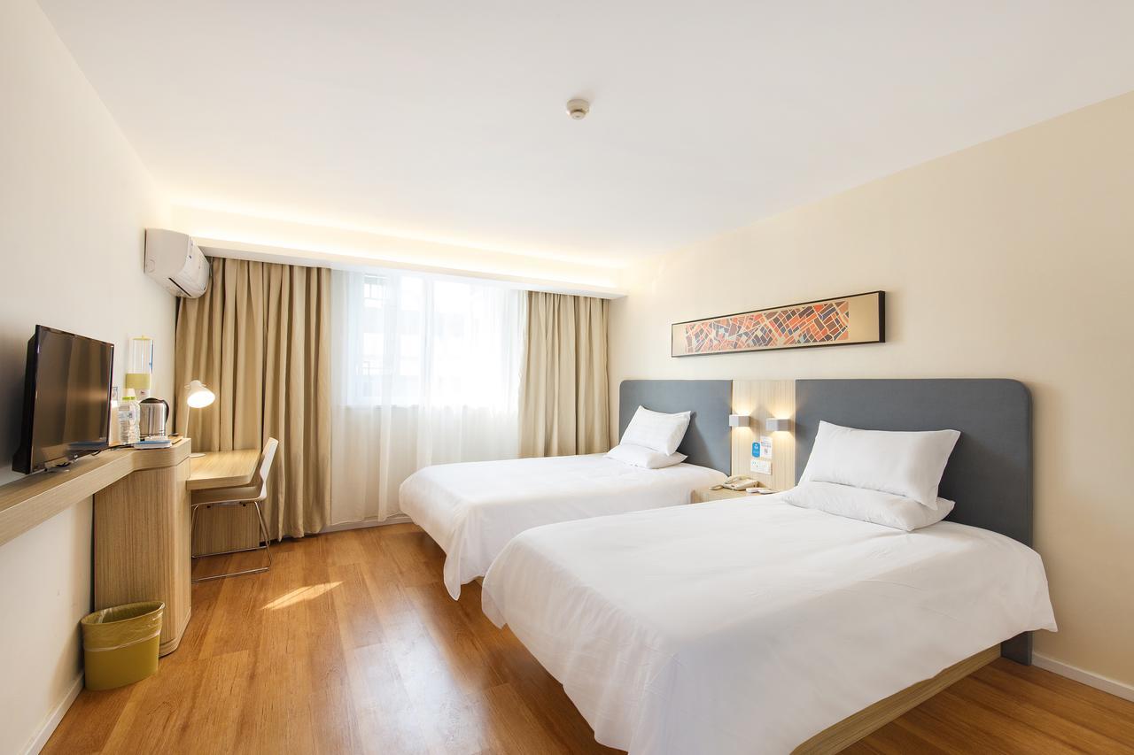Hanting Hotel Shanghai Pudong Airport Zhuqiao Exterior foto